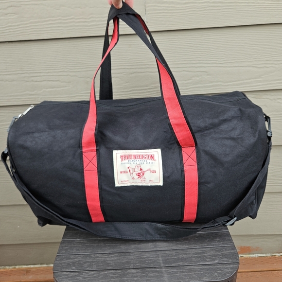 True Religion Duffle Bag Black Red Zip Top Travel Weekender Bag Lightweight - Picture 1 of 16